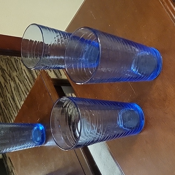 Libbey blue Sirrus set of 3 drinking glasses. Highly desirable. No call outs - Picture 2 of 7